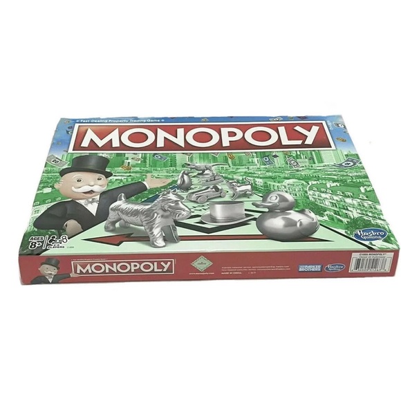 Monopoly Classic Edition (Hasbro, 2017) Board Game - Picture 6 of 6